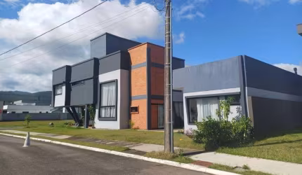 Casa em condomínio fechado, 3 quartos, camboriú-sc para | Santa Regina, Camboriú, Santa Catarina