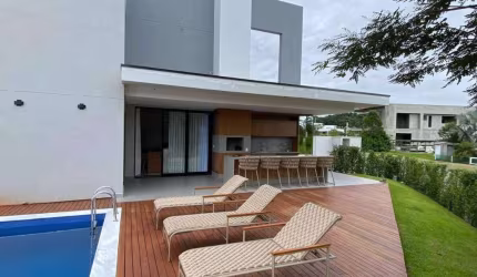 Casa em condomínio fechado, 4 suítes em camboriú para | Centro, Camboriú, Santa Catarina
