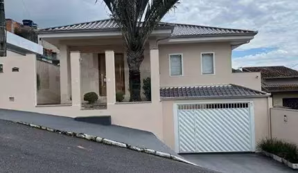 Casa com 03 quartos a venda em balneário camboriú-sc. para | Nações, Balneário Camboriú, Santa Catarina