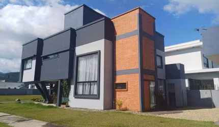 Casa de condomínio com 3 quartos para |