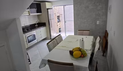 Casa com 2 quartos para venda |