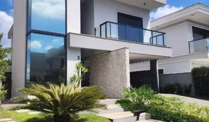 Casa à venda no Condomínio Caledônia.