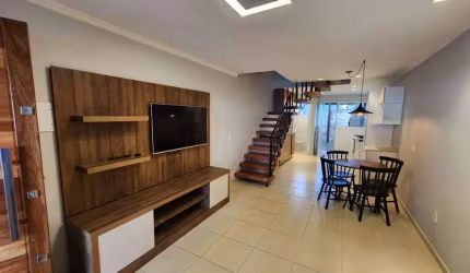 Casa à venda, 2 quartos, 1 vaga, Santa Regina - Camboriú/SC