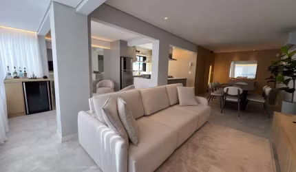 Apartamento 3 dormitórios sendo 1 suíte, mobiliado, equipado e todo reformado.