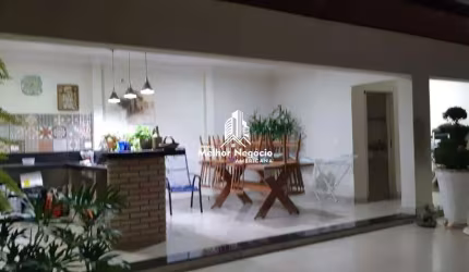Casa 208m² de 3 Dormitórios sendo um suíte no Jardim Ipiranga em Americana- SP