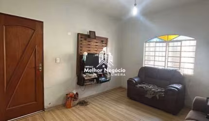Casa com 3 dormitórios à venda em Limeira.