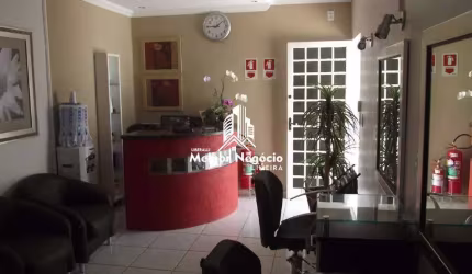 Casa com 2 dormitórios à venda em Limeira.