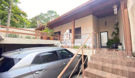 Casa à venda 04 dormitórios, no Bosque em Campinas SP