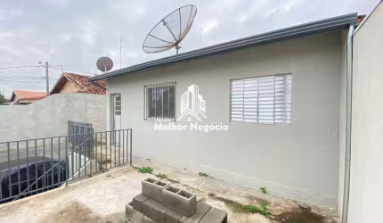 Casa à Venda com 2 dormitórios, reformada, no Conjunto Habitacional Parque Itajaí, em Campinas, SP