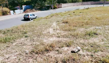 Terreno à venda em Campinas.