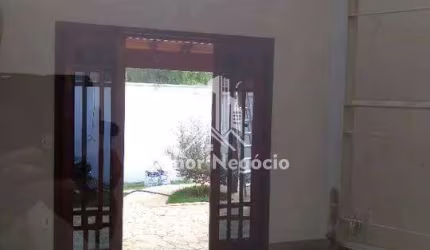 Casa com 4 Dormitórios no Parque das Árvores em Paulínia - SP