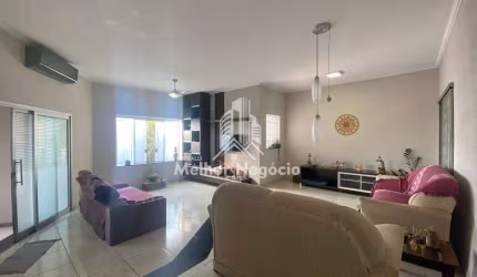 Casa com 3 dormitórios, sendo 1 suíte, à venda em Americana.
