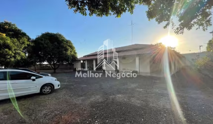 Casa / Chácara com 2 dormitórios à venda em Piracicaba.