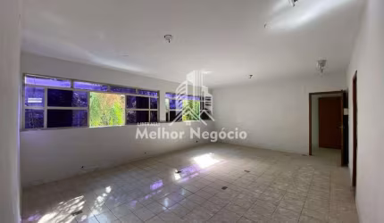 Prédio com 3 salas à venda no Centro em Piracicaba/SP