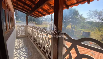 Casa à venda no Resedencial Vila Uniao em Campinas,SP. Com 4 dorms,3 banheiros, 3 vagas de garagem e com piscina.