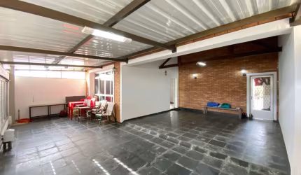 Casa à venda com 03 dormitórios (quartos) bem amplos, no bairro Jardim Nilópolis, em Campinas, SP