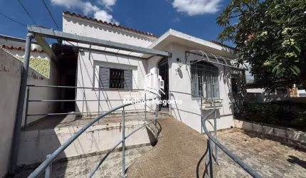 NÃO ACEITA FINANCIAMENTO - Casa à venda 03 dormitórios, no bairro Vila Aurocan, em Campinas SP