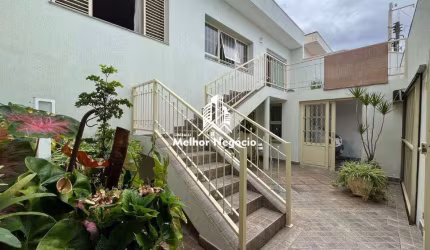 Casa à venda com 3 dormitórios e 1 suíte na Vila Industrial em Campinas - Excelente localização!