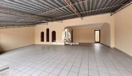 Casa com edícula à venda com 4 dormitórios sendo 1 suíte no Jardim Márcia, em Campinas/SP