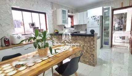 Casa com 3 dormitórios, sendo 1 suíte, à venda em Santa Bárbara d'Oeste.