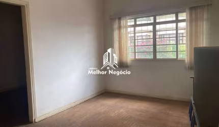 Casa com 03 dormitórios à venda no bairro Cidade Alta, Piracicaba - SP