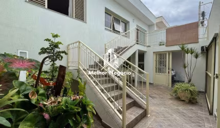 Casa à venda com 3 dormitórios e 1 suíte na Vila Industrial em Campinas - Excelente localização!
