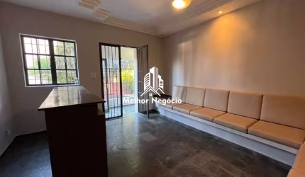 Casa à venda com 4 dormitórios sendo 1 suíte na Vila Industrial em Campinas - Excelente localização!