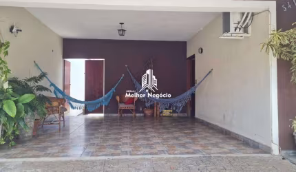 Casa à venda no bairro Vila Carlota, em Sumaré, SP. Casa com 2 dormitórios, sendo 1 suíte, 2 banheiros e 2 vagas de garagem.