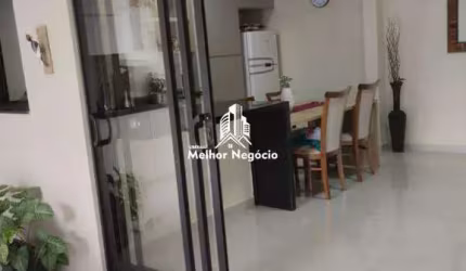 Casa à venda no Bairro São José em Paulínia, SP Casa com 2 dormitórios, sendo 2 suítes, 3 banheiros e 4 vagas de garagem.