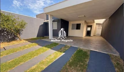 Casa com 3 dormitórios, sendo 1 suíte à venda em Nova Odessa.