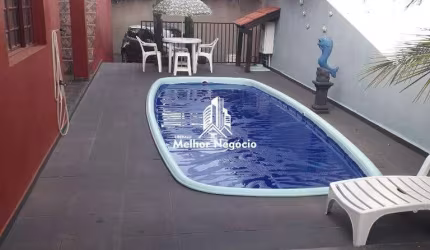 Casa com 3 dormitórios, sendo 2 suítes com piscina em Americana