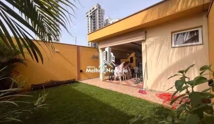Casa à venda com 03 dormitórios (quartos) sendo 01 deles suíte no bairro Centro em Piracicaba/SP.