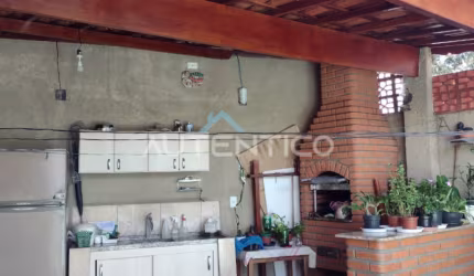 Casa à venda com 152m², 4 quartos e 4 vagas