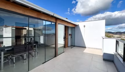 Cobertura com 3 quartos à venda, 163 m² por R$ 550.000 - Vivendas da Serra - Juiz de Fora/MG