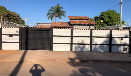 Casa 3 quartos Sozinha no lote reformada
