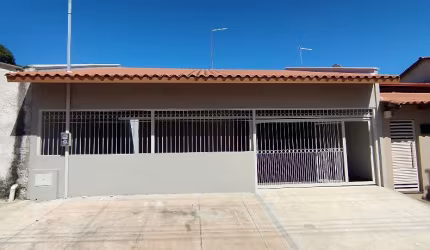 Casa 3 quartos no Parque Ateneu