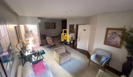 Casa para Venda em Uberlândia, Tubalina, 4 dormitórios, 3 suítes, 5 banheiros, 4 vagas