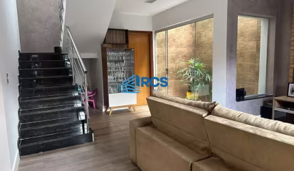 Casa para Venda em Uberlândia, Jardim Botânico, 3 dormitórios, 2 suítes, 4 banheiros, 3 vagas