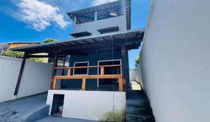 Casa maravilhosa, no Bairro Mantiqueira - bem localizada e com possibilidade de financiamento.