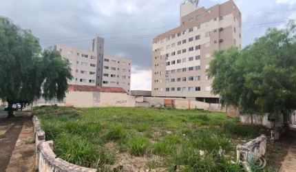 Terreno à venda, 990 m² por R$ 500.000 - Vila Adolfo - Londrina/PR