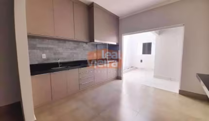 Casa no Jardim Planato com móveis planejados
