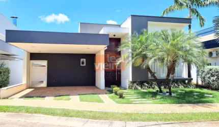 Casa no Condomínio Costa do Ypê