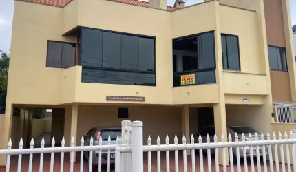 APARTAMENTO A VENDA NO CENTRO DE MATINHOS
