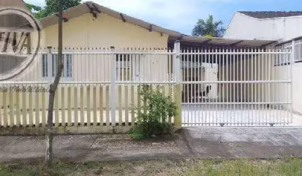 RESIDÊNCIA  COM 2 KITNETS - IPACARAI