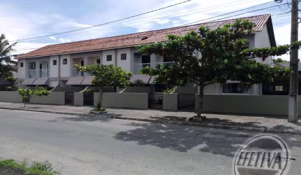 SOBRADO FRENTE AO MAR - BALNEÁRIO IPACARAI
