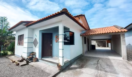 ÓTIMA OPORTUNIDADE CASA  À VENDA EM BALNEÁRIO ARROIO DO SILVA 