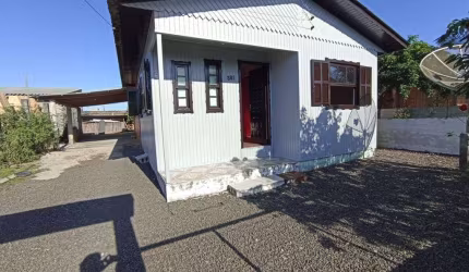 ÓTIMA OPORTUNIDADE CASA  À VENDA EM BALNEÁRIO ARROIO DO SILVA 