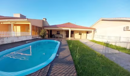 ÓTIMA OPORTUNIDADE CASA DE LAJE  À VENDA EM BALNEÁRIO ARROIO DO SILVA 