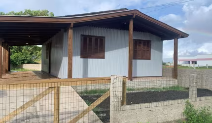 ÓTIMA OPORTUNIDADE CASA  À VENDA EM BALNEÁRIO ARROIO DO SILVA 