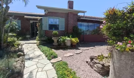 ÓTIMA OPORTUNIDADE CASA  À VENDA EM BALNEÁRIO ARROIO DO SILVA 